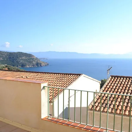 Roc E Mare Apartmanhotel 3*