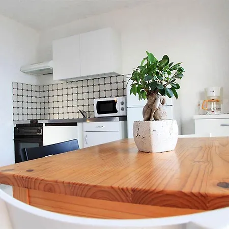 מלון דירות Roc E Mare 3*