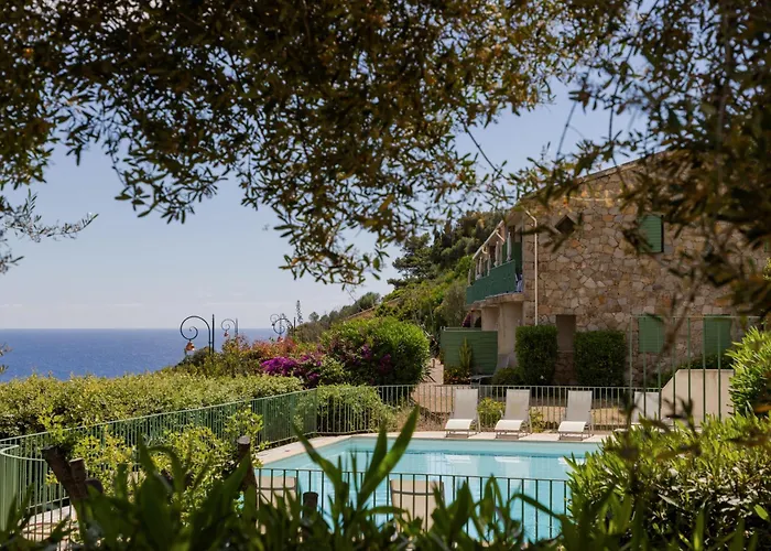 Roc E Mare Appart hôtel 3*