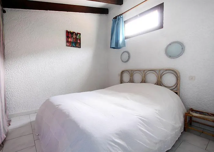 Appart hôtel Roc E Mare 3*