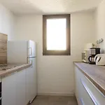 Aparthotel Roc E Mare
