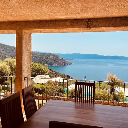 Appart hôtel Roc E Mare