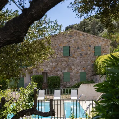 Aparthotel Roc E Mare 3*