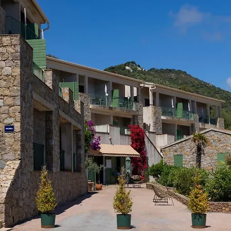 Roc E Mare Каржез