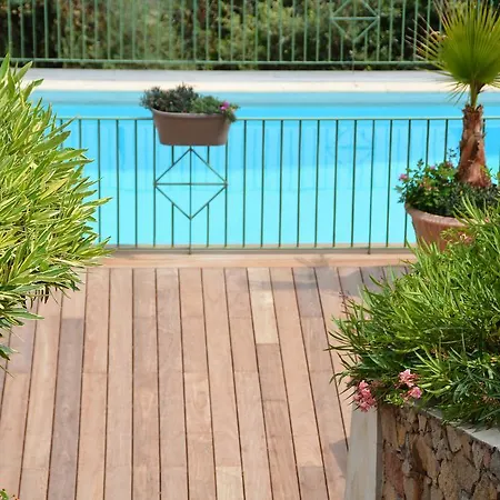 Aparthotel Roc E Mare