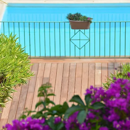 Roc E Mare Каржез