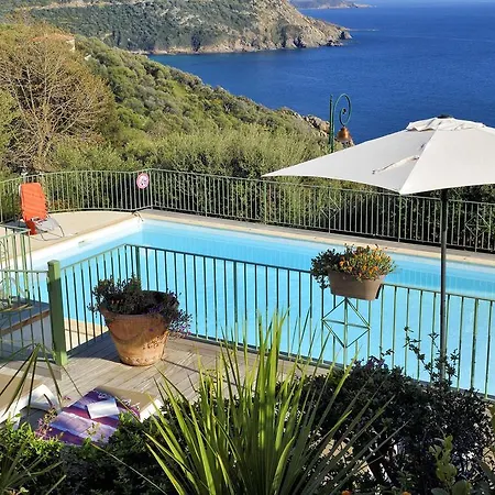 Roc E Mare Апарт-отель Каржез