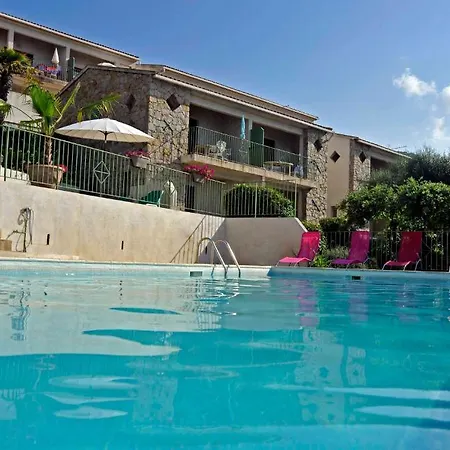 Roc E Mare Каржез