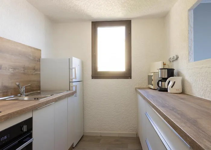 アパートホテル Roc E Mare