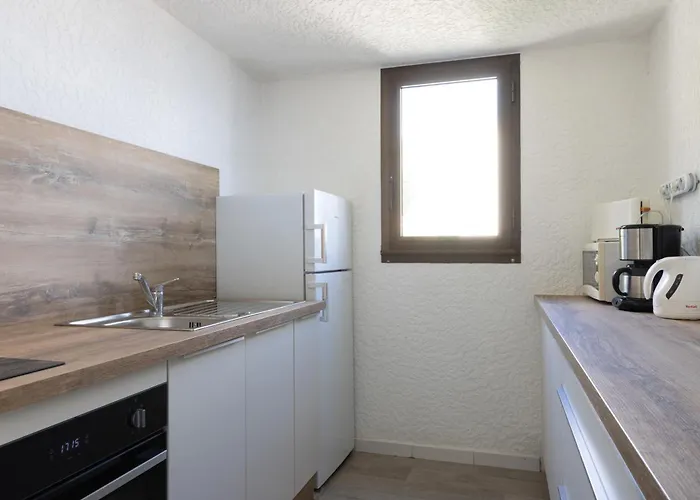 アパートホテル Roc E Mare 3*