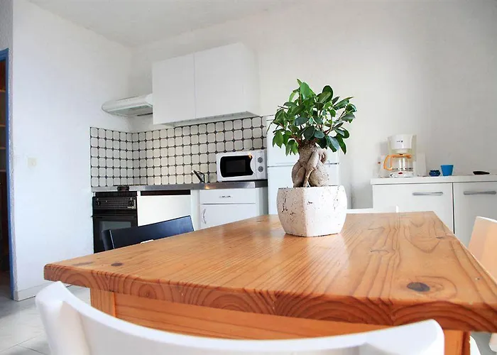 Aparthotel Roc E Mare 3*